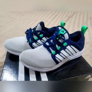 Adidas Fresh Bounce women's size 5.5